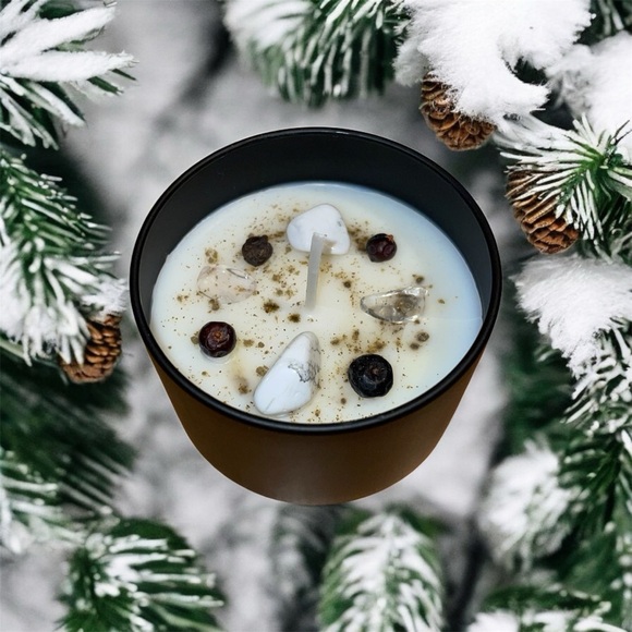 Snow Day 4oz Candle Hand Crafted - Picture 3 of 4